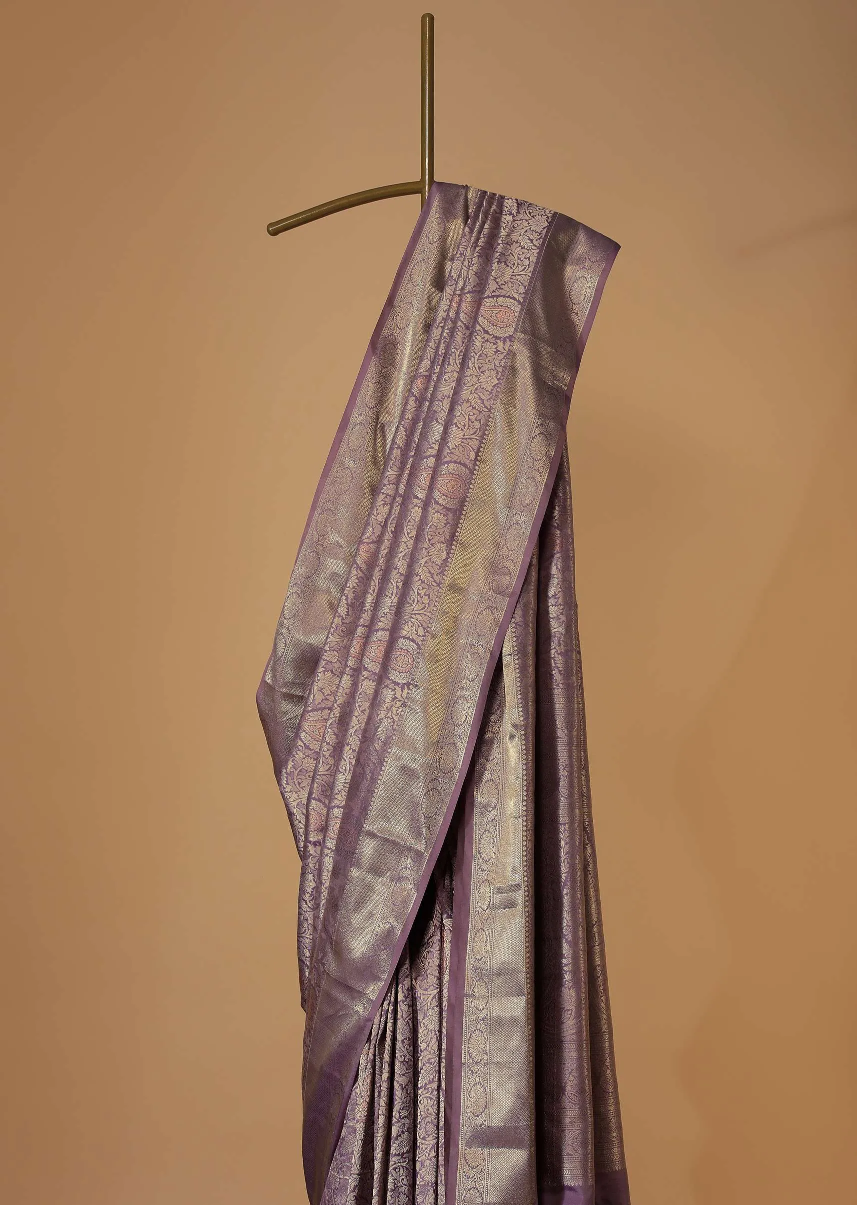 Lilac Purple Woven Kanjivaram Saree In Silk With Unstitched Blouse
