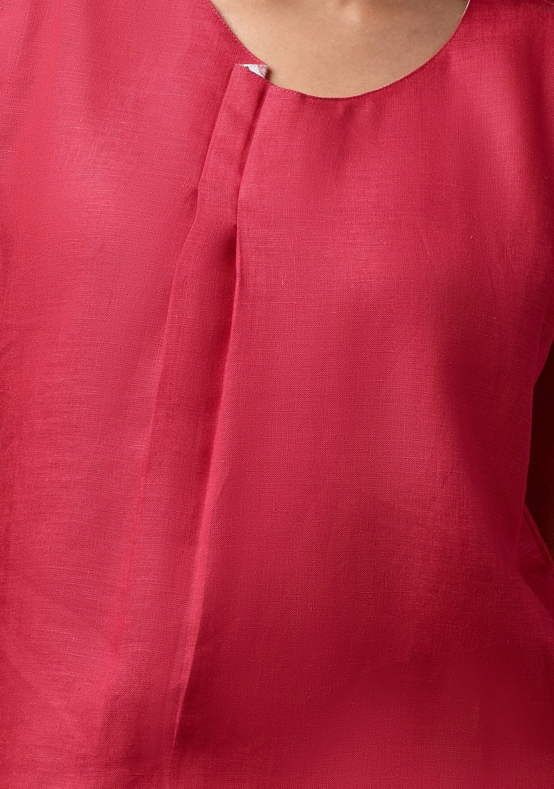 Linen Printed Sleeveless Pleated Top