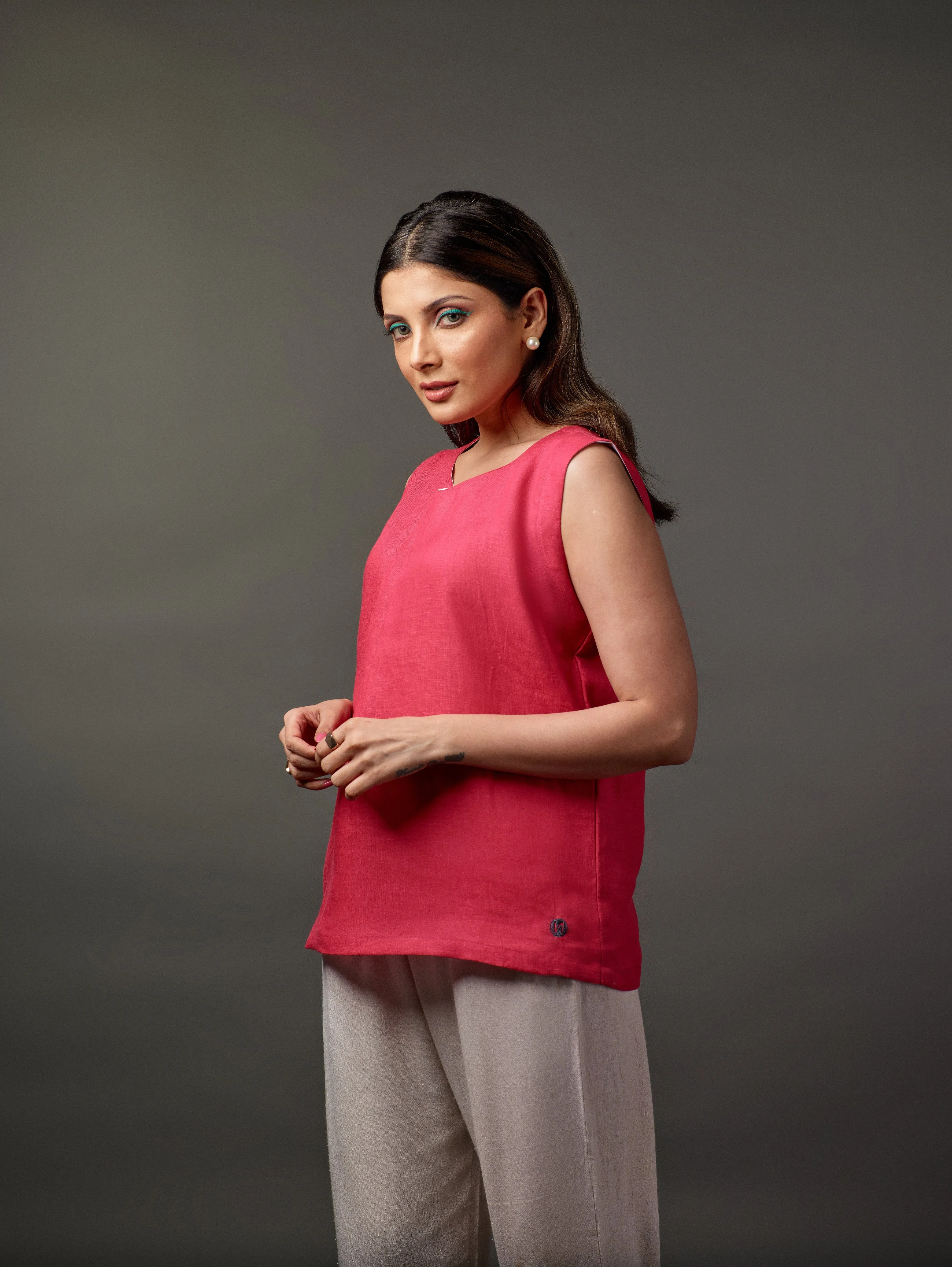 Linen Printed Sleeveless Pleated Top